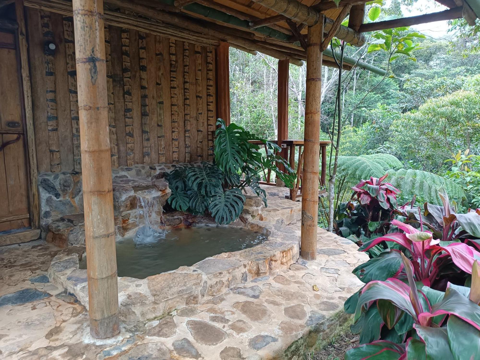 Huaca Huaca Hostel Mocoa Exterior photo